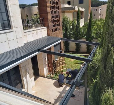 פרגולה חשמלית בירושלים