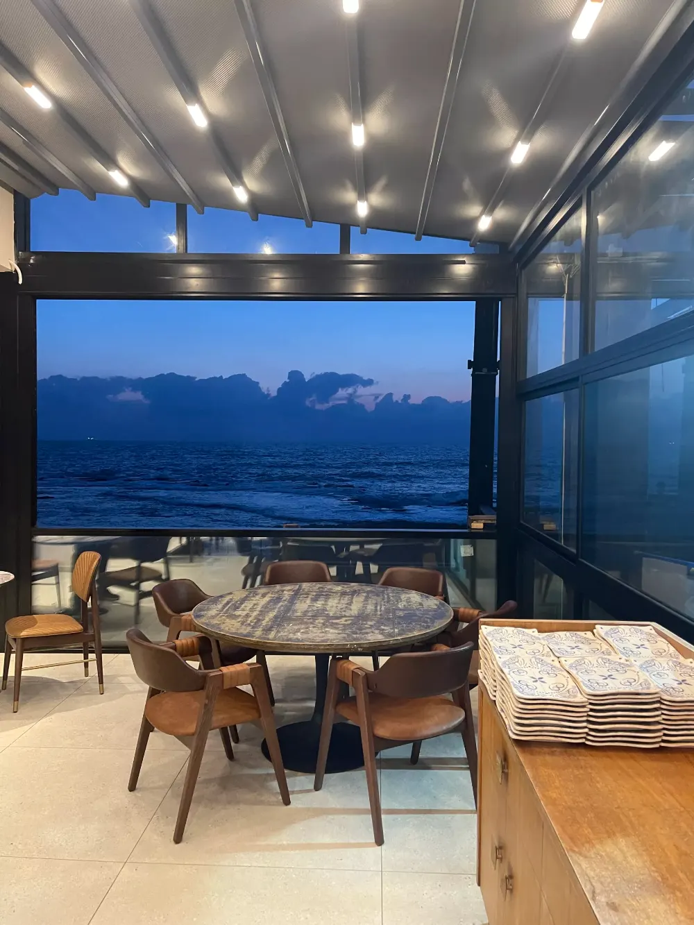 mina restaurant akko pergola - סמארט פרגולה